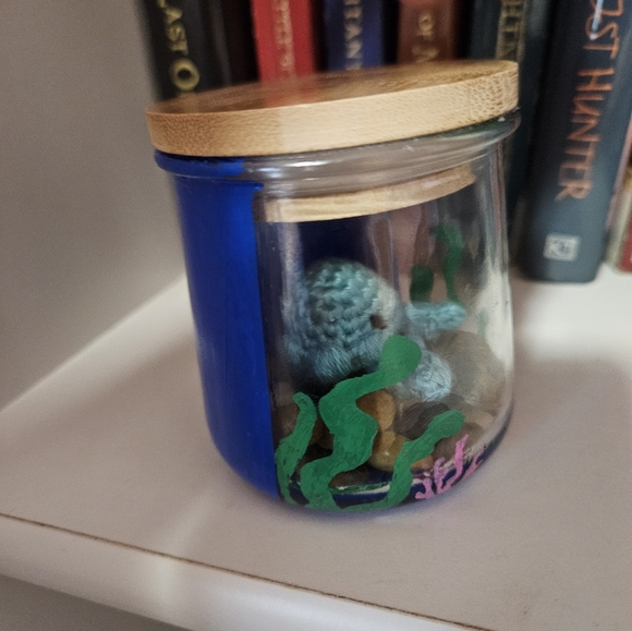 Crochet Crab in Upcycled Jar - Picture 2 of 8